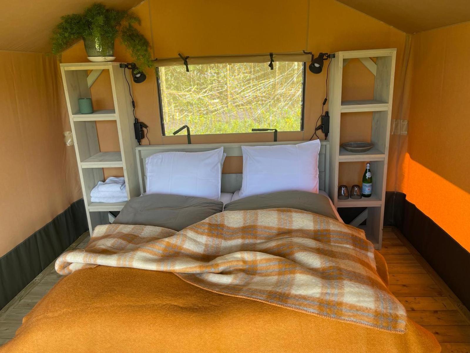 Camping Zee Van Tijd 豪沃尔德 外观 照片